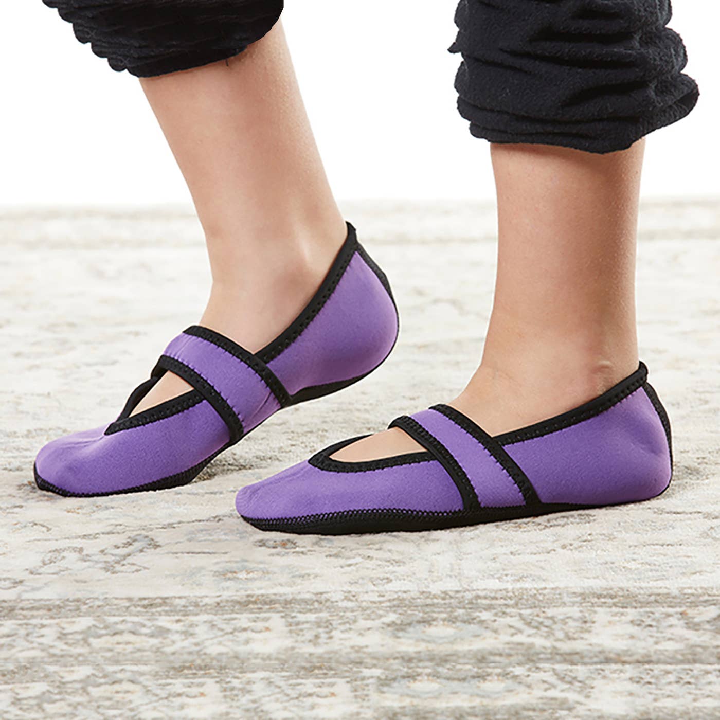 Betsy Lou Slippers: Purple