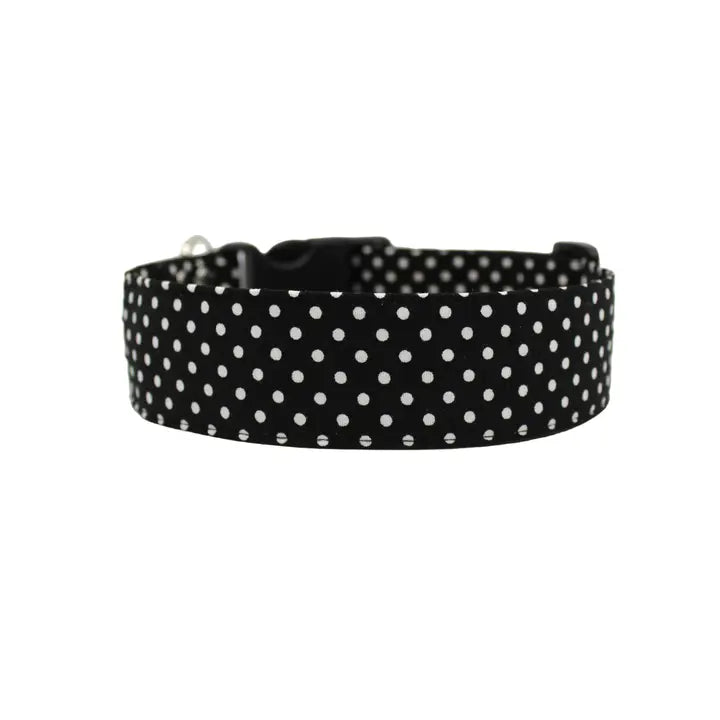 Black and White Polka Dot Collar