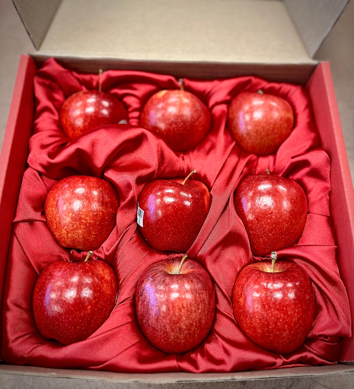 **FEATURED APPLE** - Envy Apples