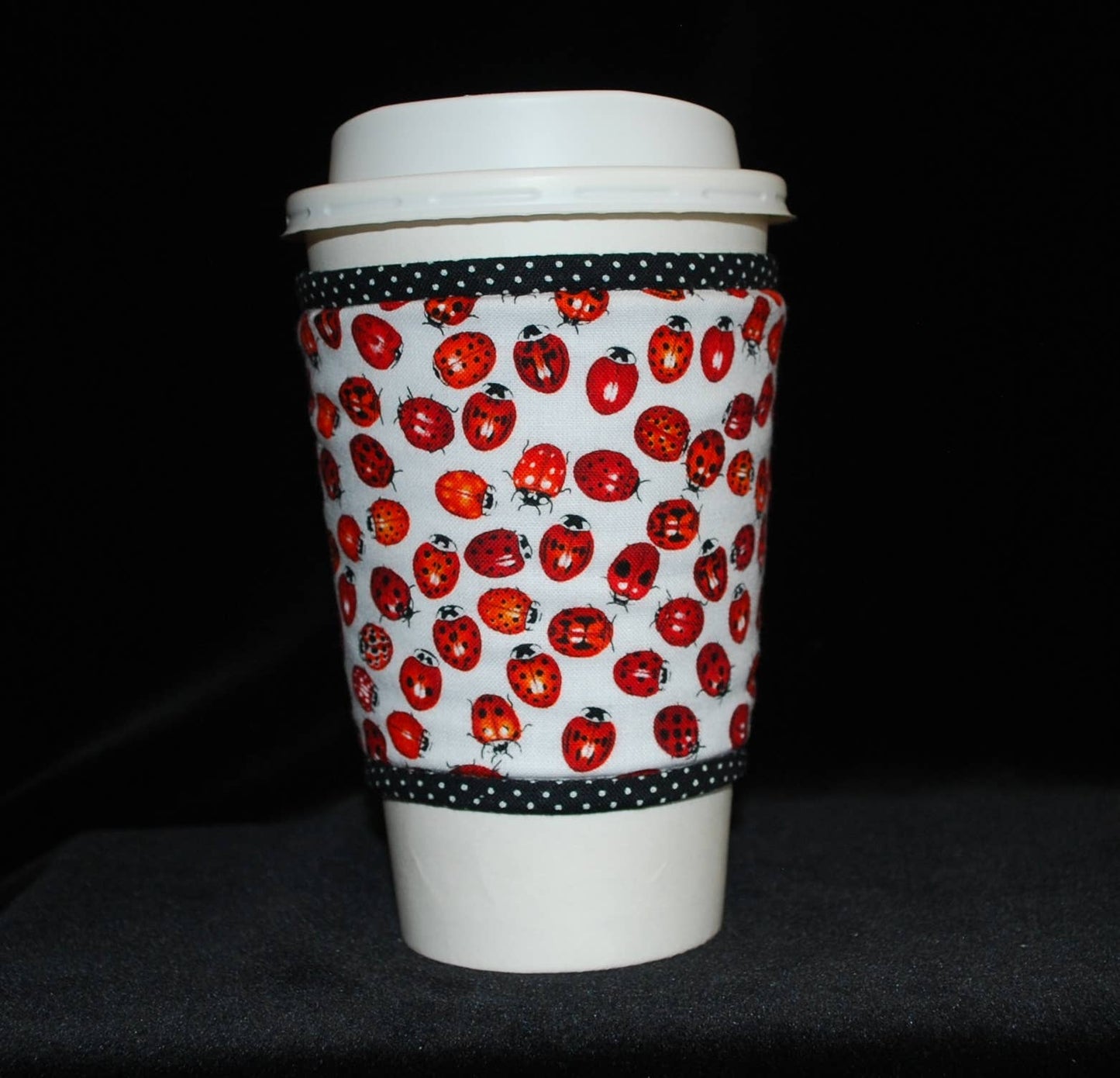 Cup Cozee - Ladybugs On White