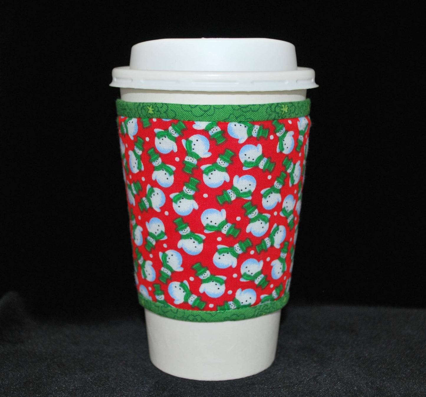 Cup Cozee - Tossed Mini Snowmen On Red